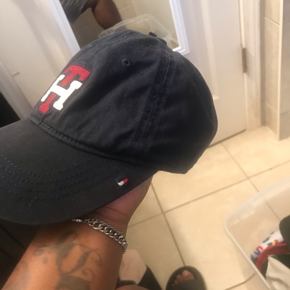 Tommy Hilfiger Hat